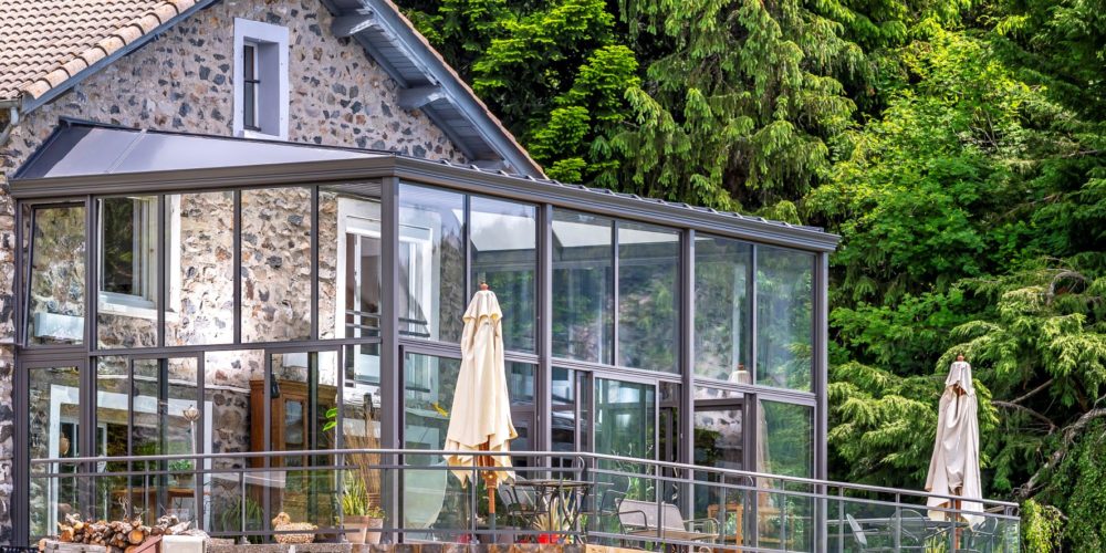 véranda en aluminium sur mesure